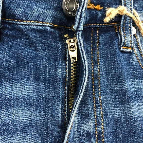 Indigo Rein High Rise Recycled Denim Bermuda Shorts Juniors Size 5 Waist 26” NEW - Picture 10 of 10